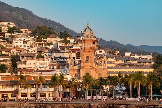 2 Hours Catamaran Sunset Tour - Staff energy, onboard photos, and the social feel