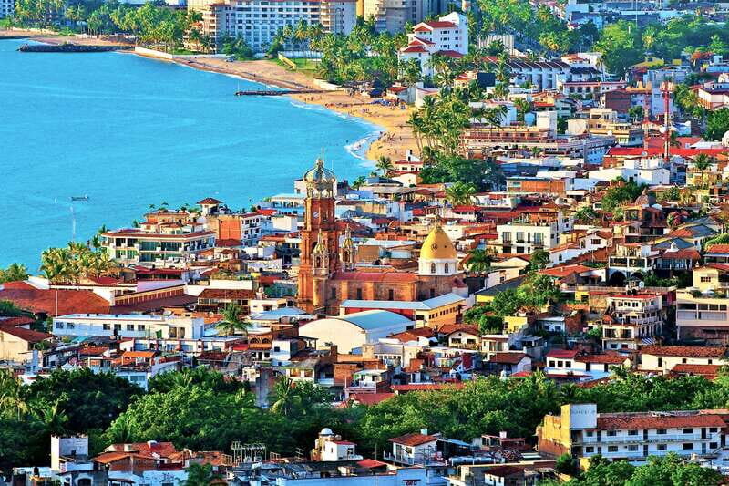 360 Puerto Vallarta City Tour with Lunch - Church of Our Lady of Guadalupe: Old Brick, Big Presence