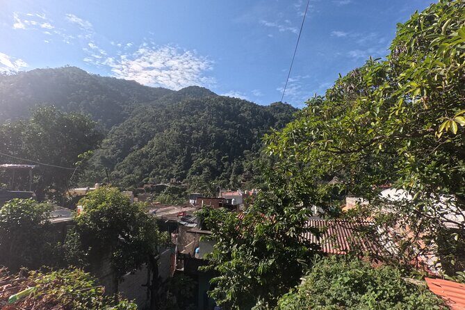 Adventure route: Hike to Cascada Escondida - Price and value: is $38.75 a good deal?