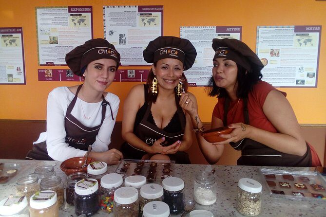 Bean to Bar Chocolate Workshop in Puerto Vallarta - Your Instructor: Real Personality, Real Control of the Room