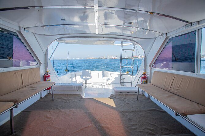 Bertram 38' Convertible Boat in Puerto & Nuevo Vallarta - Watersports: Fishing and Kayaking Without the Extra Shopping