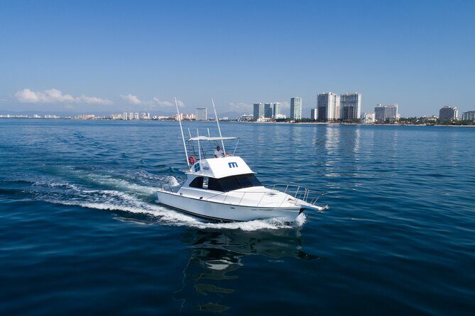 Bertram 38' Convertible Boat in Puerto & Nuevo Vallarta - Food, Water, and the Little Things That Keep the Mood Right