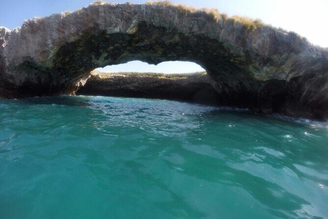 Catamaran Islas Marietas - Snorkel & Open Bar - Group Size, English Promises, and Boat-Type Questions You Should Ask