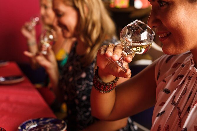 Connoisseur Tequila Tasting - Versalles meeting point: why the start location matters