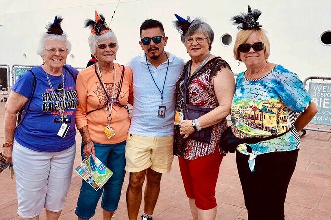 Conversational Spanish Class in Puerto Vallarta, Mexico - Meet José López at Art VallARTa in the Zona Romántica