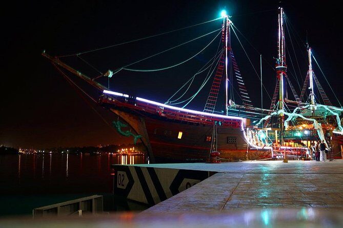 Dinner Under the Sea + Pirate Show in Puerto Vallarta Bay - Dinner Choices: Lobster, Meat, Seafood, and Vegetarian Options