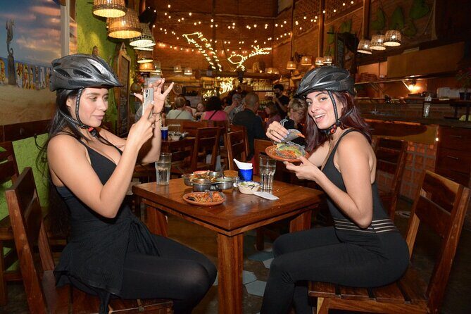 Ebikes & Taco Tour - Start point in Las Glorias: where you’ll gather and what to expect