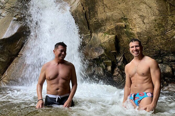 El Nogalito Mountain River- Hiking Tour - El Nogalito Mountain River: what this hike is really like