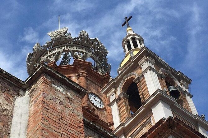 Electric Bike City Tour and Mountain route - Puerto Vallarta stop: culture first, then you climb