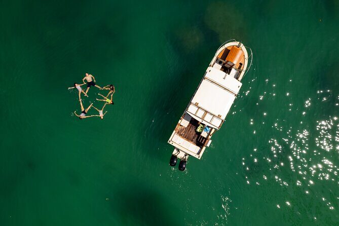 Explore Banderas Bay: Exclusive Boat Journies - Morning Timing and the Marina Setup at Los Peines