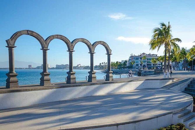 Full-Day Puerto Vallarta City Highlights Tour - The “Passing Photo” Moment: Don’t Wait for It to Be a Full Stop