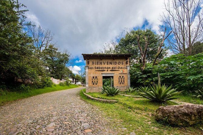 Full-Day San Sebastian del Oeste Tour from Puerto Vallarta - Lunch buffet: the meal that makes the long day worth it
