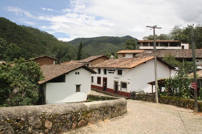 Full-Day San Sebastian del Oeste Tour from Puerto Vallarta - The mountain ride from Puerto Vallarta: when comfort and time matter