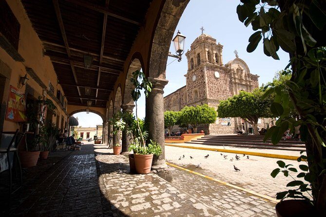 Full-Day Tequila, Jalisco from Puerto Vallarta with Tequila Experience - Town time in Tequila: walking streets, iconic spots, and agave surroundings
