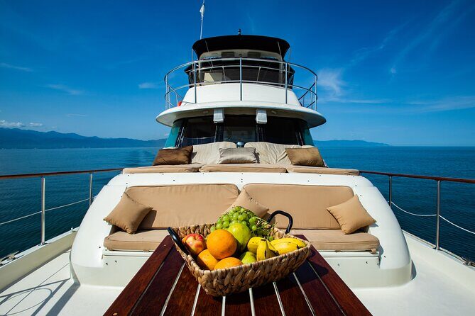 Hatteras 58-61' Luxury Yacht in Puerto Vallarta & Nuevo Nayarit - Water Time Made Easy: Snorkeling, Kayaking, Paddleboarding
