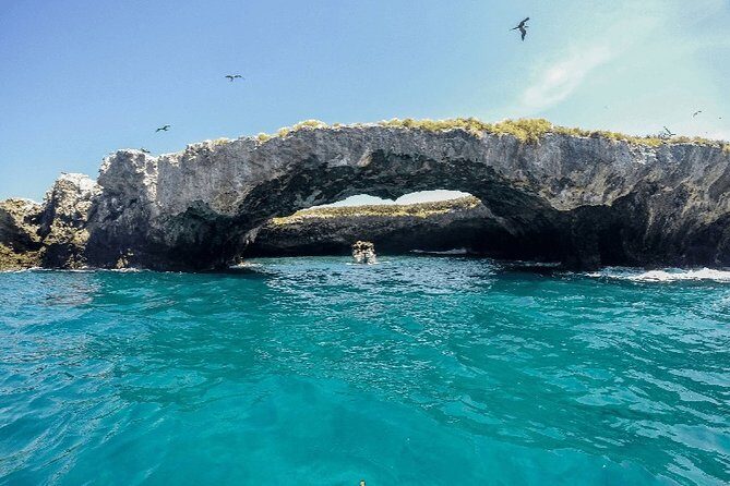 Hidden Beach - Marietas Islands - Getting there from Puerto Vallarta: the boat ride pace and sea-sickness reality
