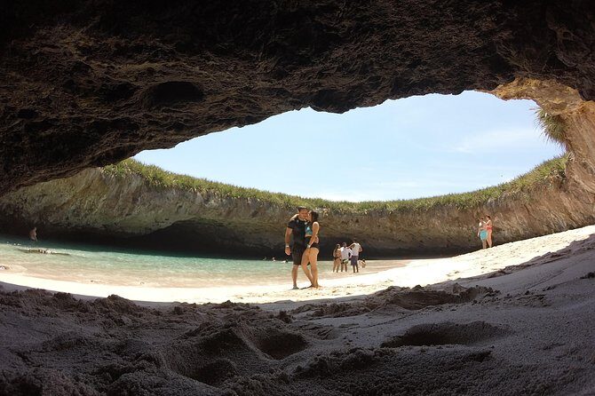 hidden beach tour guaranteed! - Snorkeling that fits the schedule: fish time, not long reef time