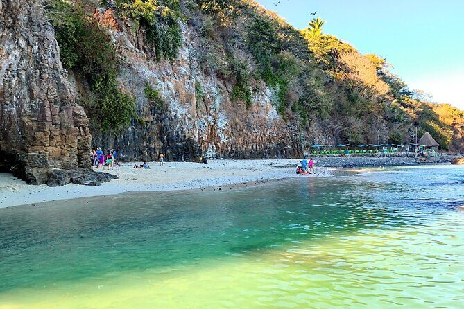 Hidden Gems of Nayarit: A Private Coastal Escape - The drive, guide style, and why private feels better here