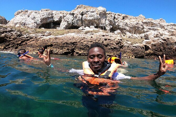 Isla Marietas Catamaran Tour! Full Day Nature Adventure - Meeting Point at Grupo Naviero de la Bahía: What to Do at 8:00 AM