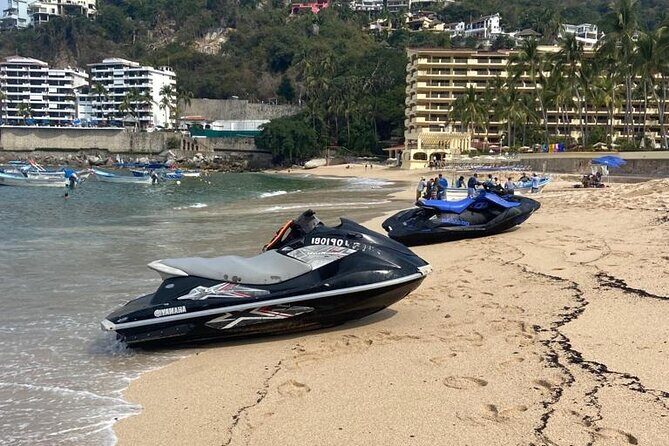 Jet Ski Jet Ski Rental in Puerto Vallarta - The Route: Cruising the Bay by the Boardwalk and Plaza Holi