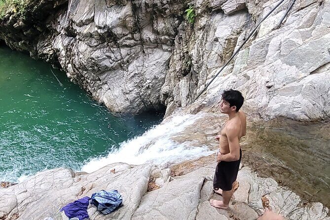 Jungle hike to palo maria Waterfalls - The Guided Jungle Hike: What a Good Leader Changes