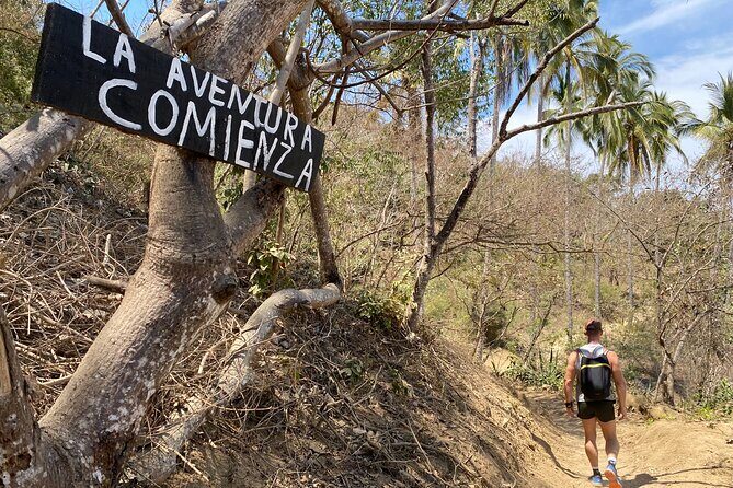 Las Ánimas to Quimixto Waterfall Half-Day Hiking Tour - The fishing-village refresher and the final 25 minutes to Quimixto waterfall