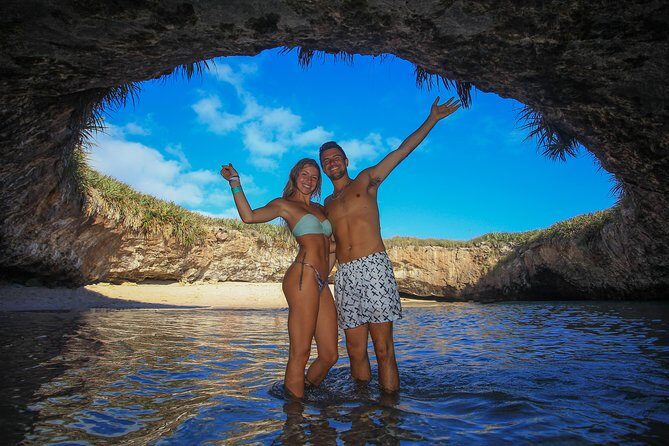 Marietas Hidden beach trip from Puerto Vallarta - Small-group guide attention: what that extra control buys you