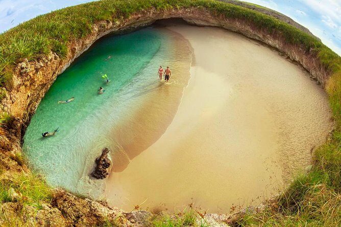 Marietas Islands Snorkel Cruise from Puerto Vallarta All Inclusive - Food and open bar: great value, but time it like a pro