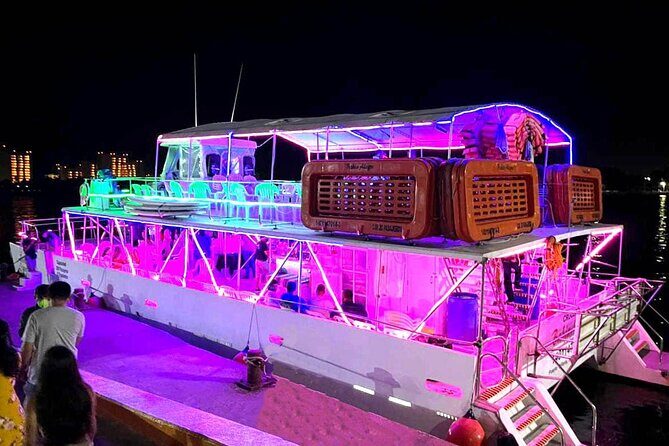 neon party - Dry snacks and sea time: small touches that affect comfort