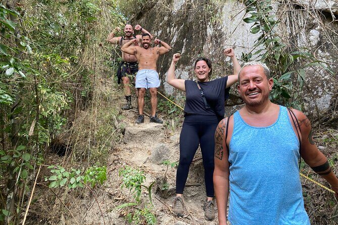 Palo María Waterfalls Hike Half-Day Tour - Waterfall time at Cascadas Palo Maria: photos, pools, and real breaks