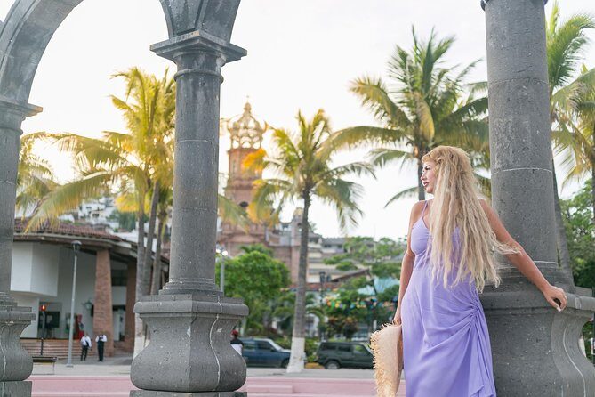 Photo Shoot in Puerto Vallarta Historic Downtown - Timing Matters: 5:00 pm in Puerto Vallarta