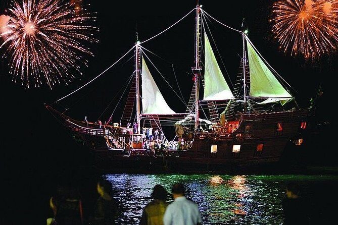 Pirate Show and Dinner on a Cruise in Puerto Vallarta - 5:30 pm Departure: Why the Sunset Timing Matters