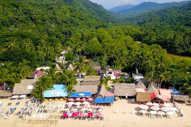 Private Boat Tour to Yelapa with Snorkeling and Waterfall Hike - What the Boat Setup Means: Borrowed Snorkel Gear and an Ice Chest