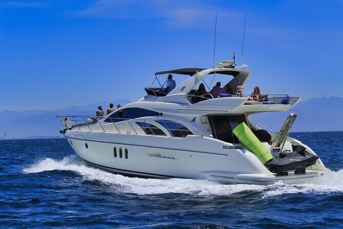 Private Luxury Yacht Chica 55' VIP All Inclusive + Jet Ski - Jet ski, snorkel gear, and water toys without the scramble