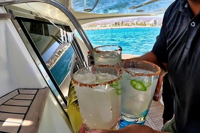 Private Luxury Yacht Chica 55' VIP All Inclusive + Jet Ski - How the route works: coastal cruising plus a custom Bahia plan