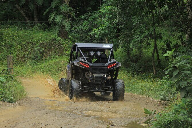 Private RZR Tour through the mountains of Puerto Vallarta - Stop 2: El Jorullo ranch country and dirt-road driving