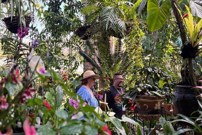 Private Tour: Botanical Garden & Petroglyphs - Lunch at a countryside restaurant: what’s included and what you should budget