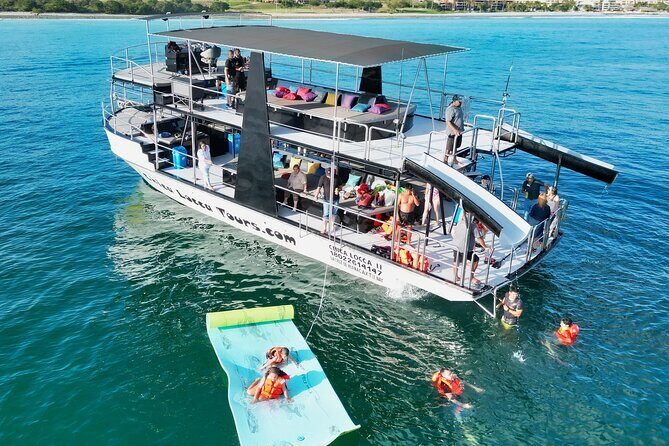 Private Yacht Charter ChicaFUN 2 Waterslides All Inclusive - Key Things I’d Highlight Before You Book