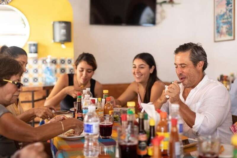 Puerta Vallarta: Seafood Lover's Food Tour - Where the tour starts in Lazaro Cárdenas Park