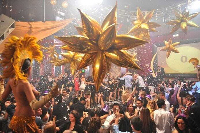Puerto Vallarta: All you can drink Bar Crawl - Cover charges, bottle service, and how to spot the upgrade
