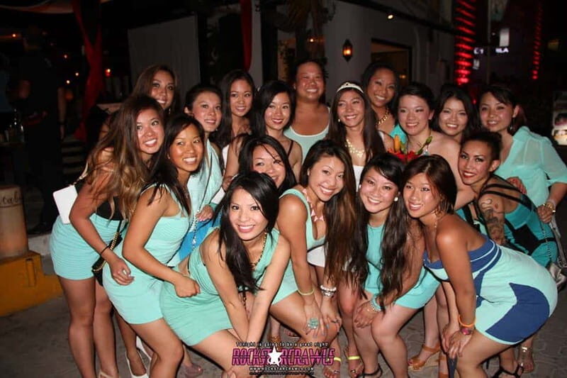 Puerto Vallarta: All you can drink Bar Crawl - Tips and etiquette: don’t let the math surprise you