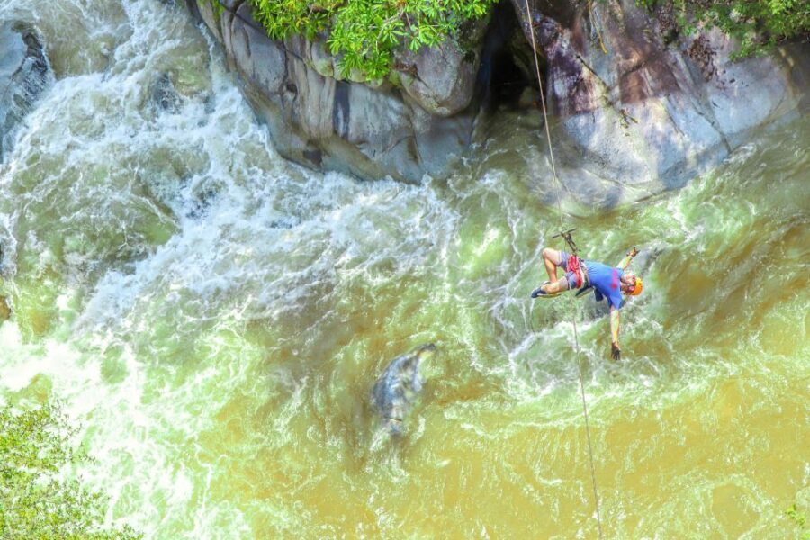 Puerto Vallarta: Canopy Tour with Zipline and Speedboat Ride - Zipping the jungle: what 19 lines really means