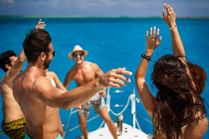 Puerto Vallarta: Coast & Fun 4h All Inclusive on 40' Lagoon - Price and Value: What $1,950 per Group Really Covers