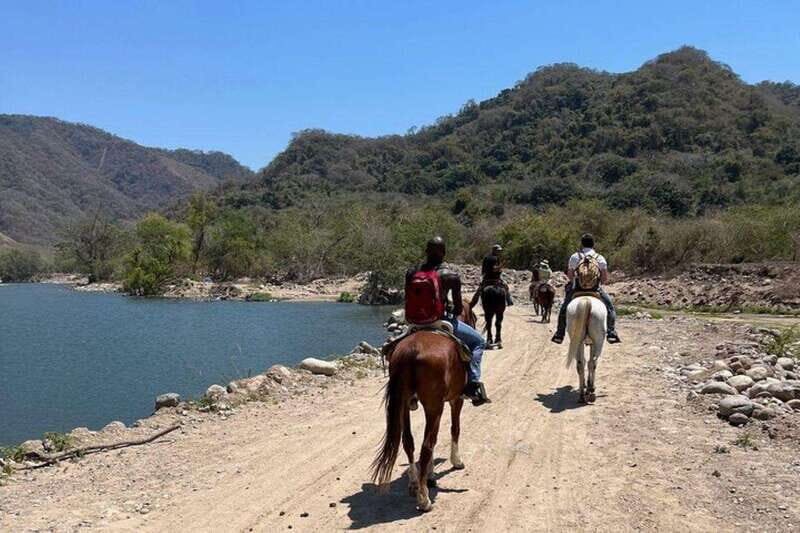 Puerto Vallarta: Horseback Riding, Lunch & Unlimited Drinks - Traditional Mexican lunch plus Mexican BBQ and unlimited margaritas
