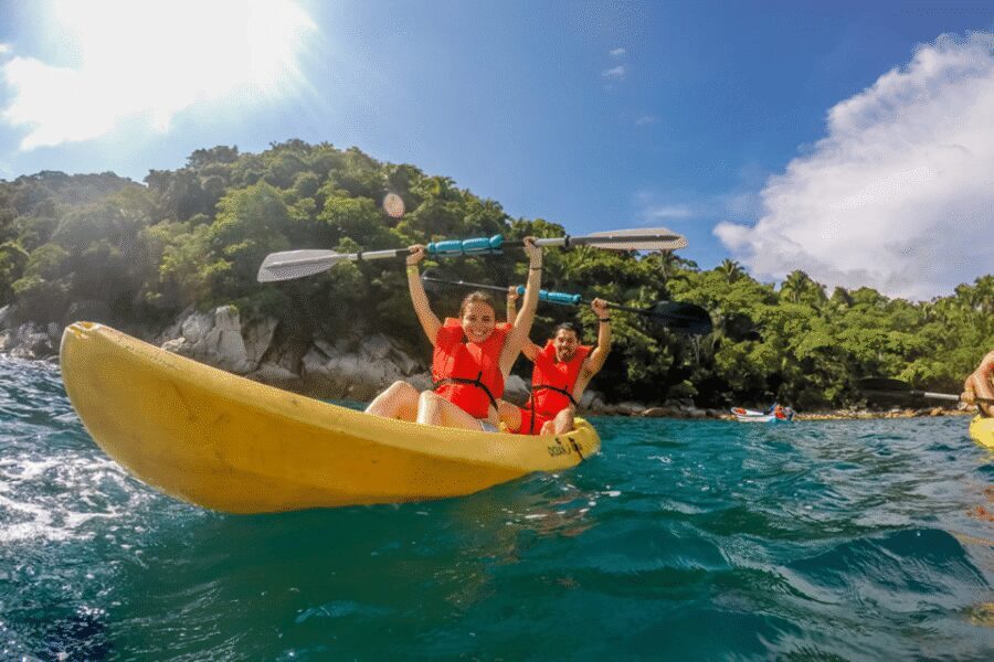 Puerto Vallarta: Los Arcos, Ánimas, and Quimixto Boat Tour - Cruising to Los Arcos: bay views and your snorkeling window