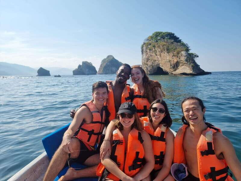 Puerto Vallarta: Los Arcos Islands Boat Tour and Snorkeling - Los Arcos in 3 hours: why this tour feels like a win
