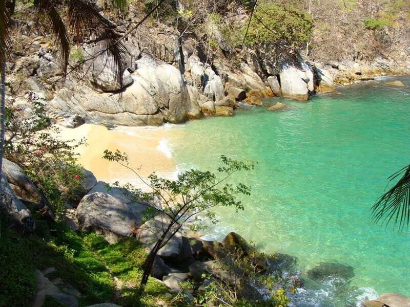 Puerto Vallarta: Los Arcos Snorkel & Beach Private Boat Tour - Why Los Arcos snorkeling is a top reason to book private