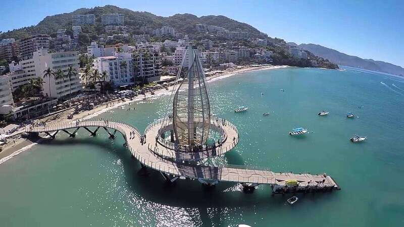 Puerto Vallarta: Los Arcos Snorkel & Beach Private Boat Tour - Private boat comfort: group size, snacks, and sun planning
