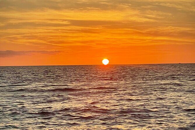Puerto Vallarta: Luxury Yacht Sunset Cruise with Premium Open Bar - Open Bar and Appetizers: The Part That Makes It Feel Premium