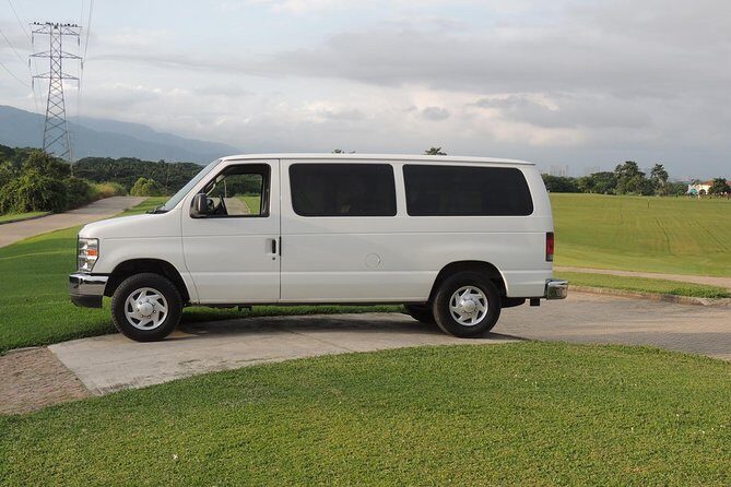 Puerto Vallarta Private Minivan Roundtrip Transportation - Should you book Gray Line private transport in Puerto Vallarta?